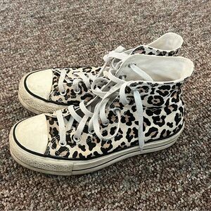 Women’s cheetah platform converse size 7